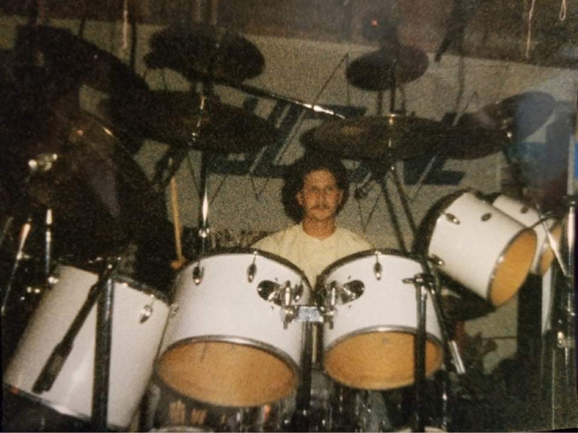 Past kit live